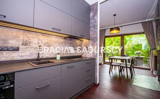 3 pokoje, mieszkanie 72,00 m², parter, oferta nr , BS2-MS-311631, Kraków, Stare Miasto, Stare Miasto, Krowoderska