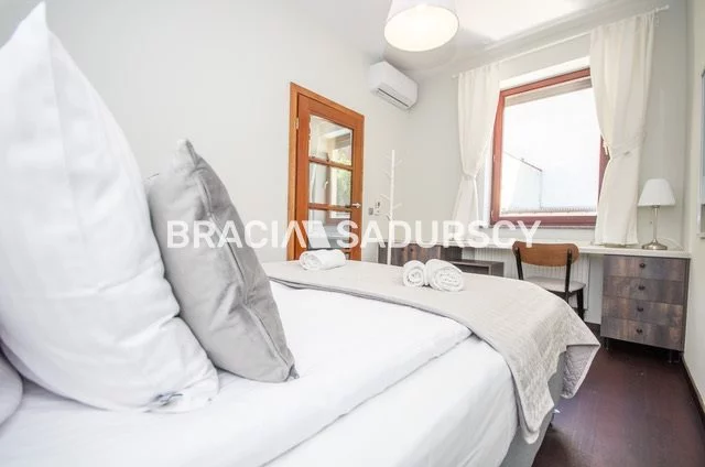 3 pokoje, mieszkanie 72,00 m², parter, oferta nr , BS2-MS-311631, Kraków, Stare Miasto, Stare Miasto, Krowoderska