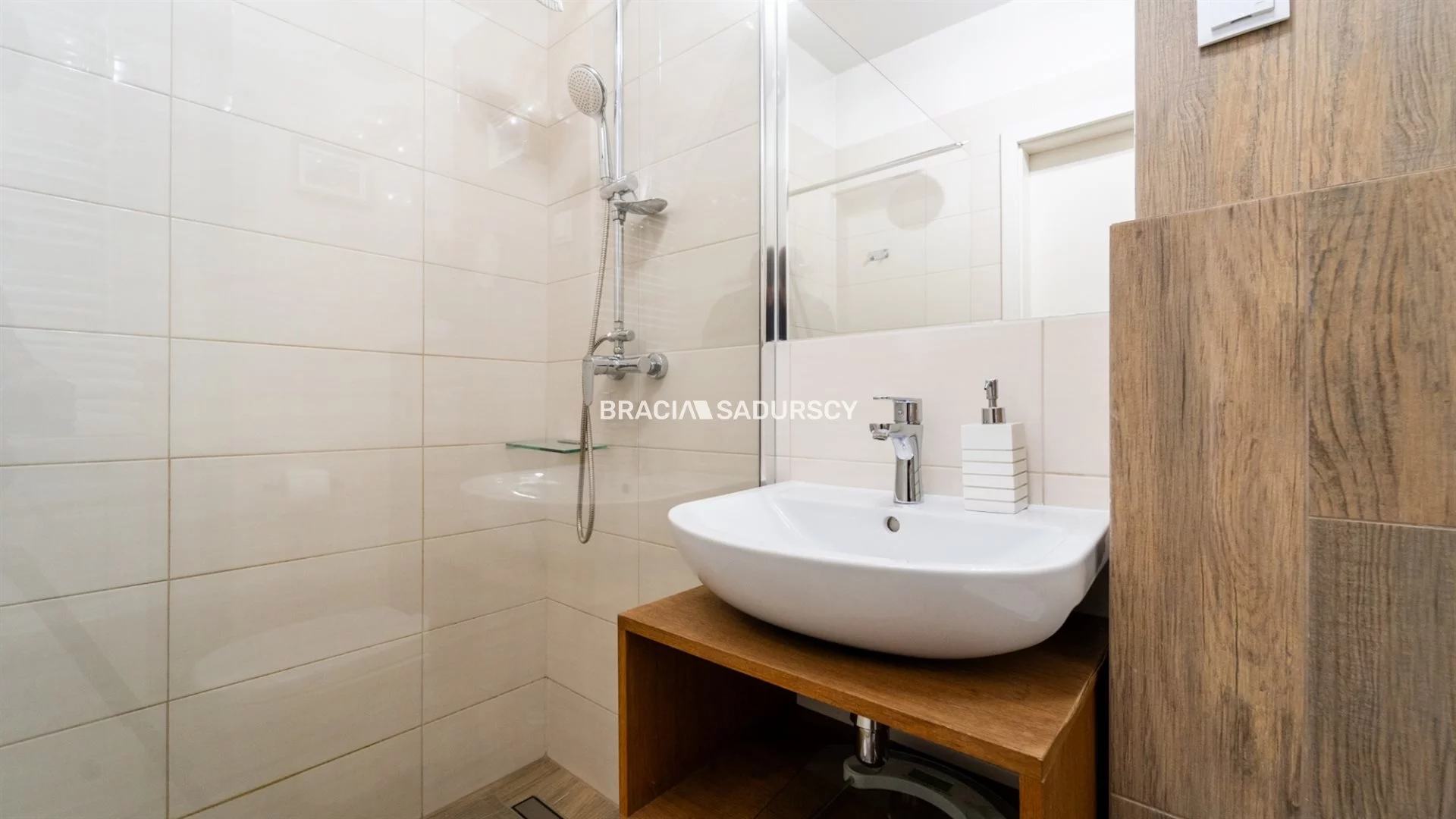 3 pokoje, mieszkanie 58,07 m², piętro 2, oferta nr , BS1-MS-309499-15, Kraków, Podgórze, Podskale