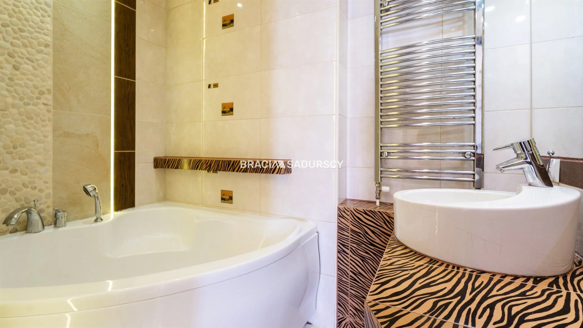3 pokoje, mieszkanie 53,00 m², piętro 1, oferta nr , BS5-MS-308890-19, Wadowice, Sadowa
