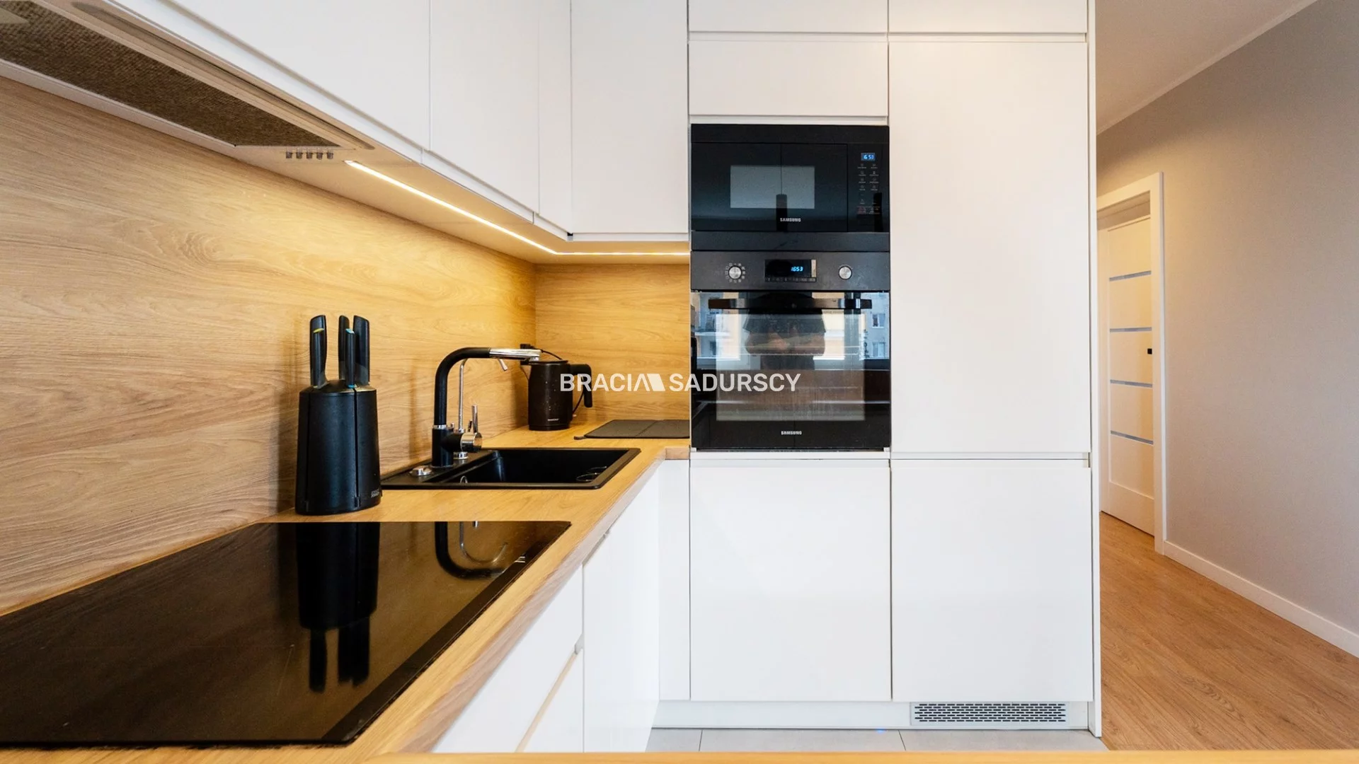 3 pokoje, mieszkanie 51,71 m², piętro 7, oferta nr , BS1-MW-310770-5, Kraków, Stare Miasto, Śródmieście, al. 29 Listopada