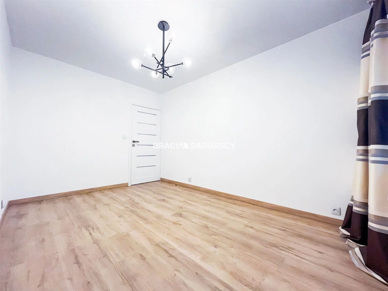BS1-MW-311392 - zdjęcie nr 3