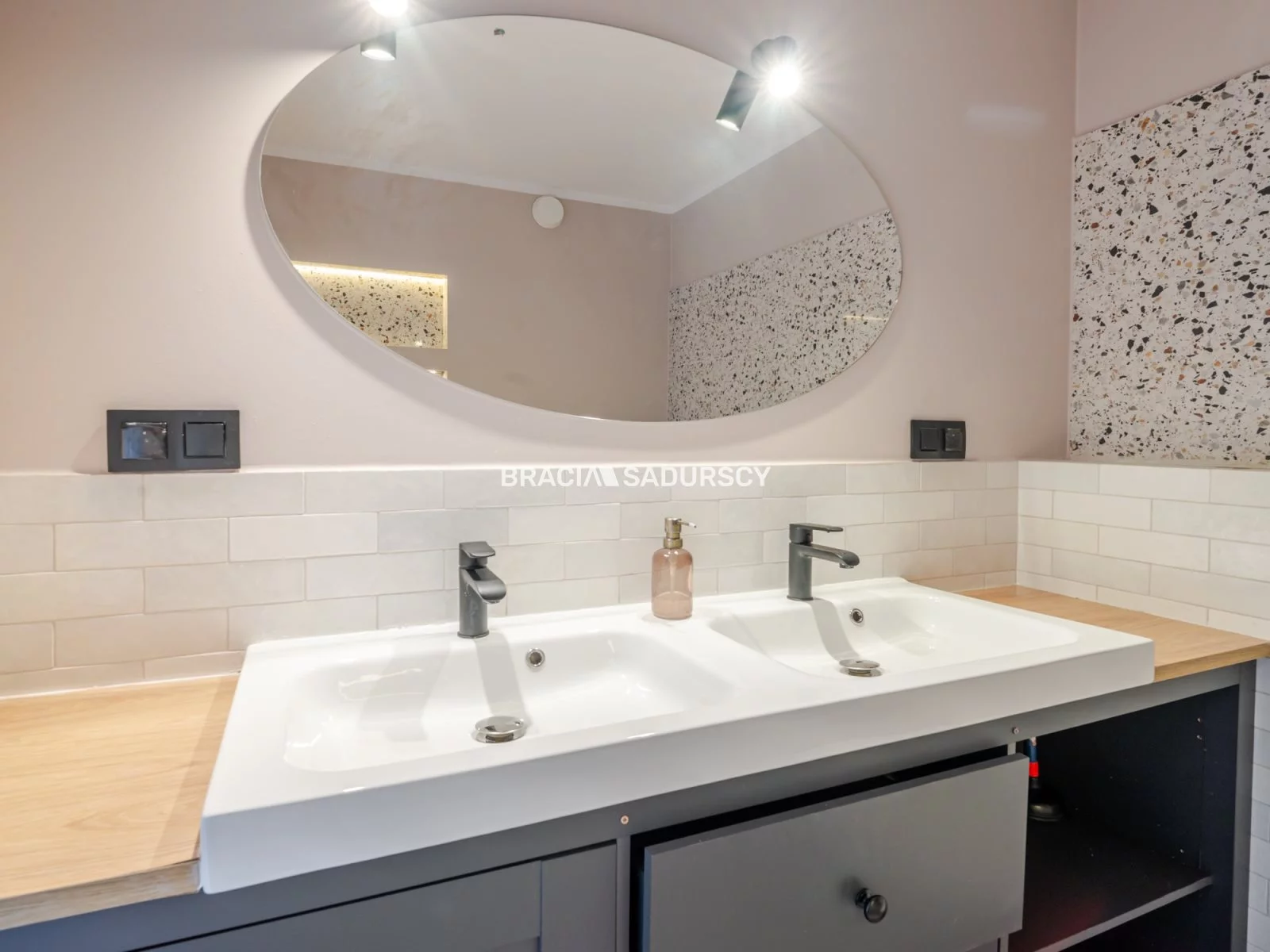 4 pokoje, mieszkanie 87,41 m², piętro 3, oferta nr , BS5-MS-310919-1, Wieliczka, Jasna
