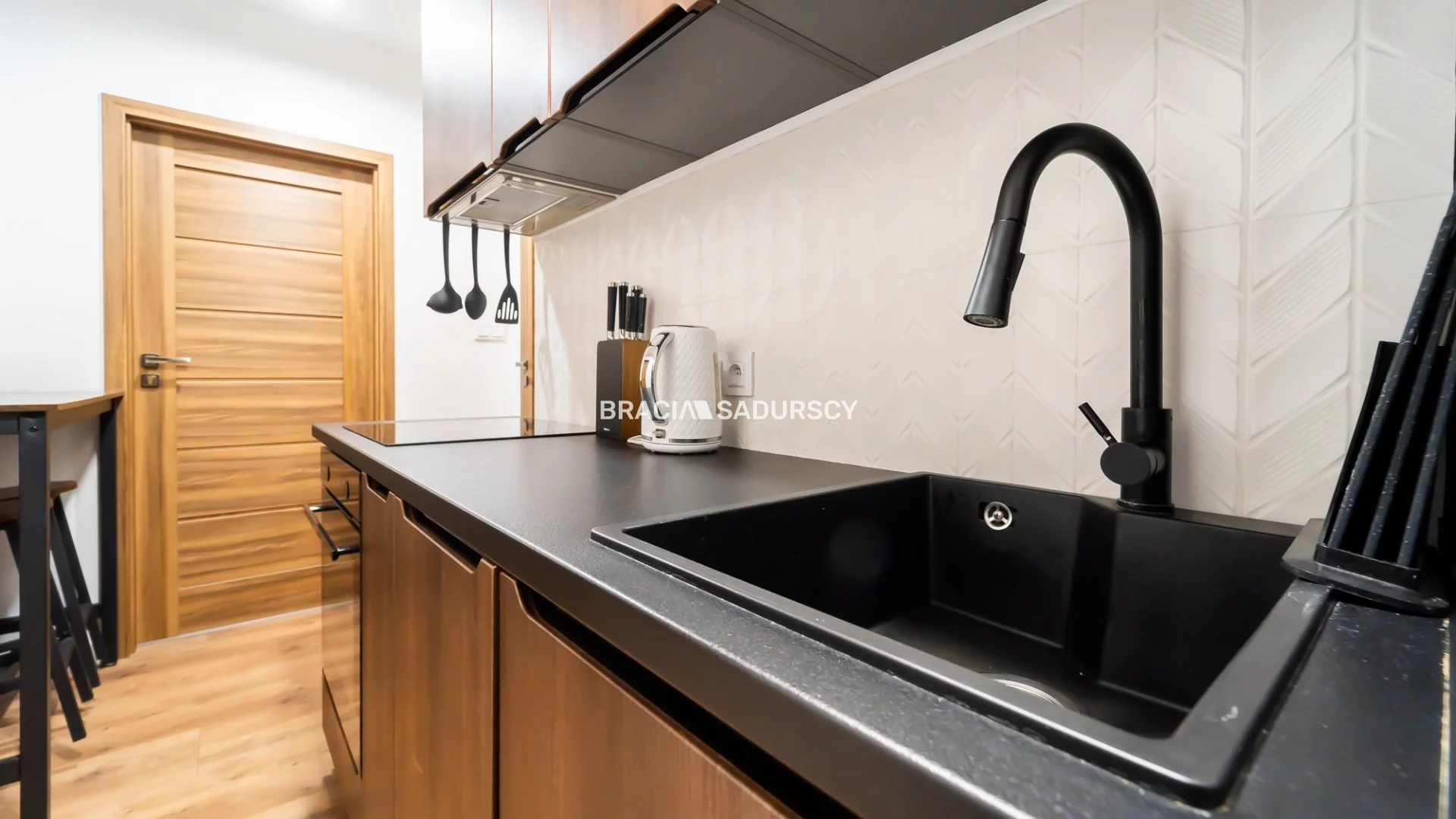 4 pokoje, apartament 80,00 m², piętro 4, oferta nr , BS1-MS-309007-42, Kraków, Podgórze, Zabłocie, ul. Klimeckiego