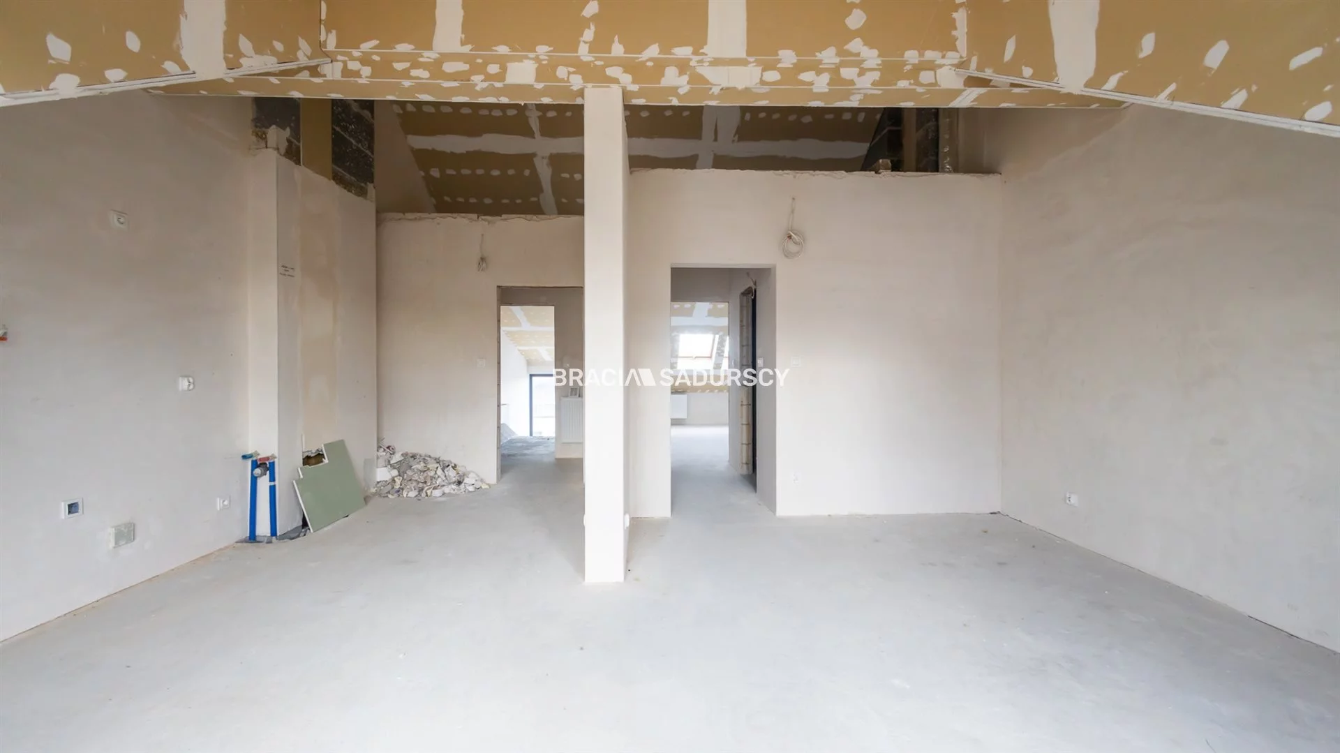 4 pokoje, mieszkanie 112,00 m², piętro 1, oferta nr , BS3-MS-306561-1, Wieliczka, Różana