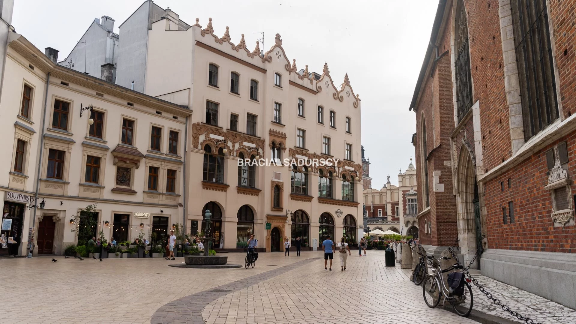4 pokoje, mieszkanie 110,42 m², piętro 1, oferta nr , BS3-MS-311761, Kraków, Stare Miasto, Stare Miasto, Rynek Główny