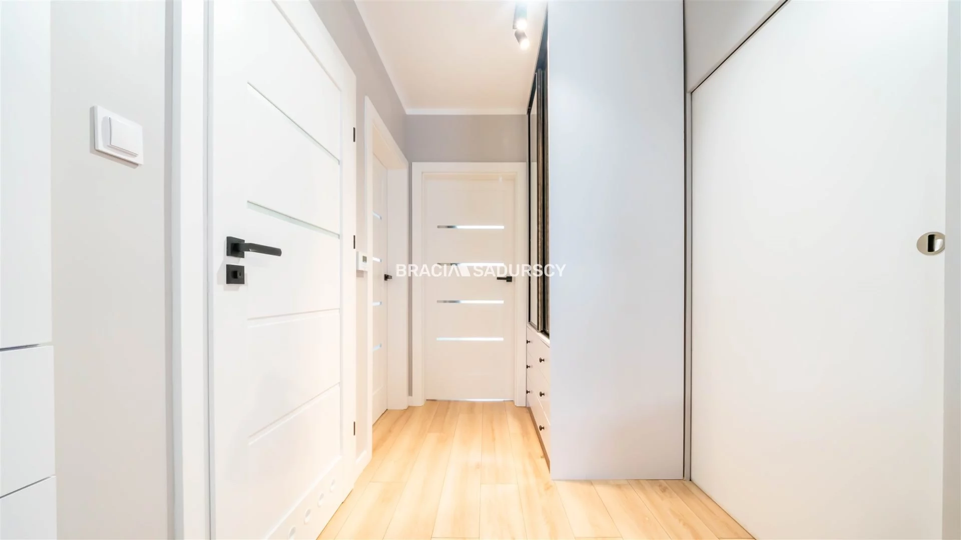 4 pokoje, mieszkanie 121,10 m², piętro 1, oferta nr , BS3-MS-307322-1, Wieliczka, Wąwozowa