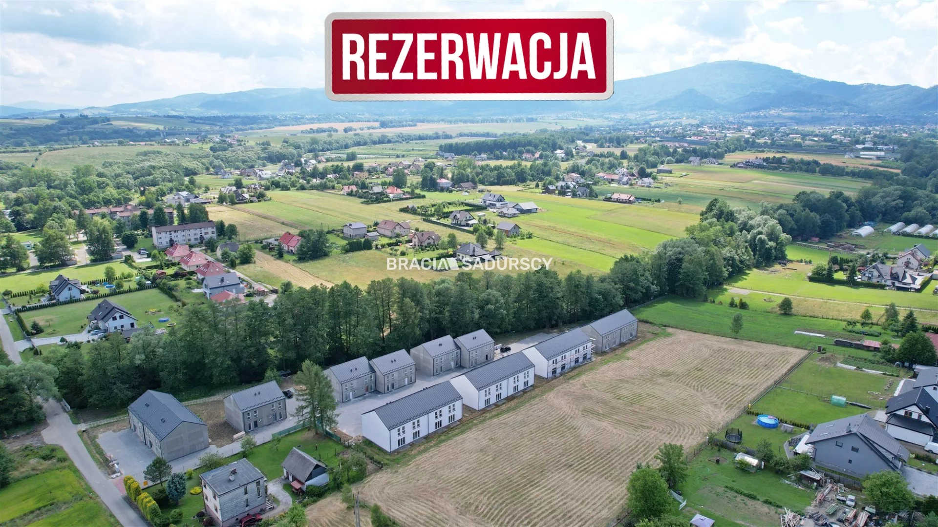 Mieszkanie pięciopokojowe 101,00 m², Łodygowice, Ceglana, Sprzedaż