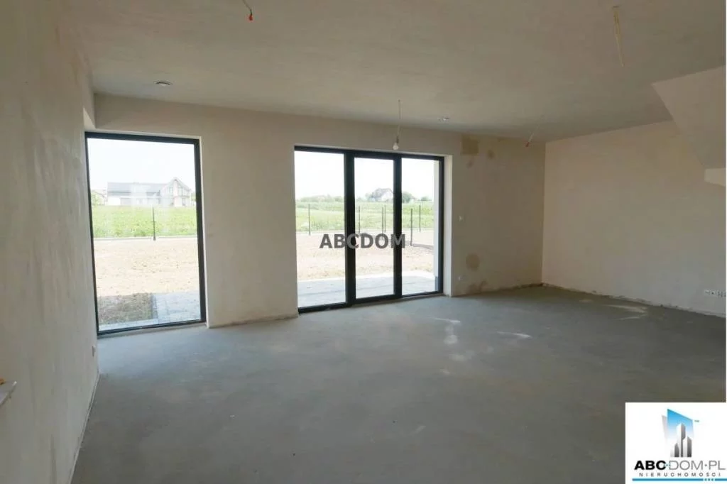 394430235 - zdjęcie nr 5