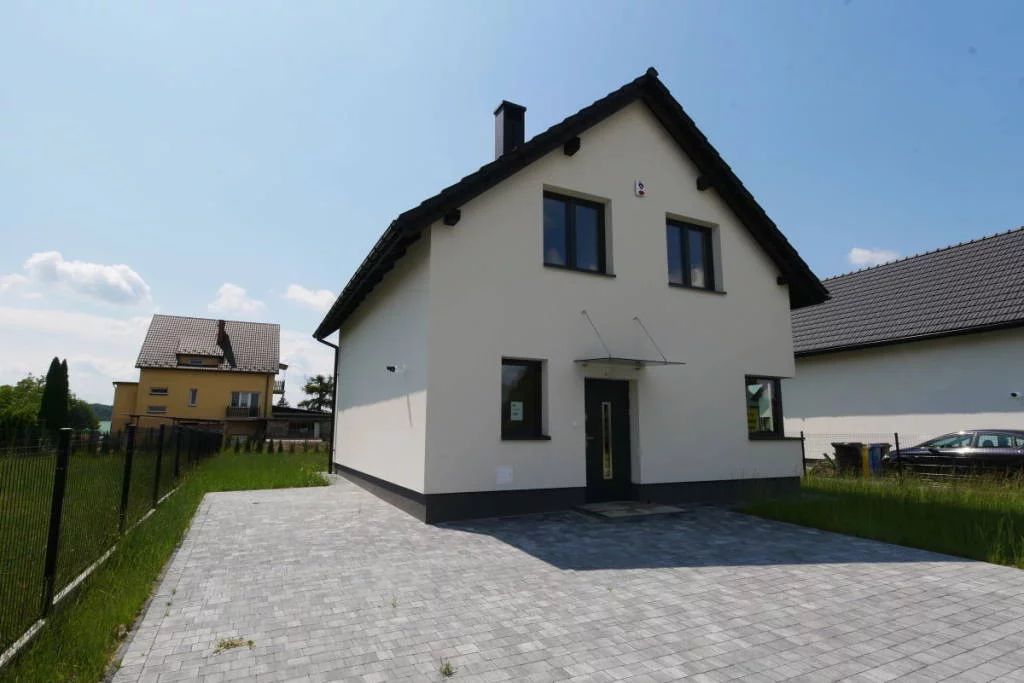 394450235 - zdjęcie nr 0