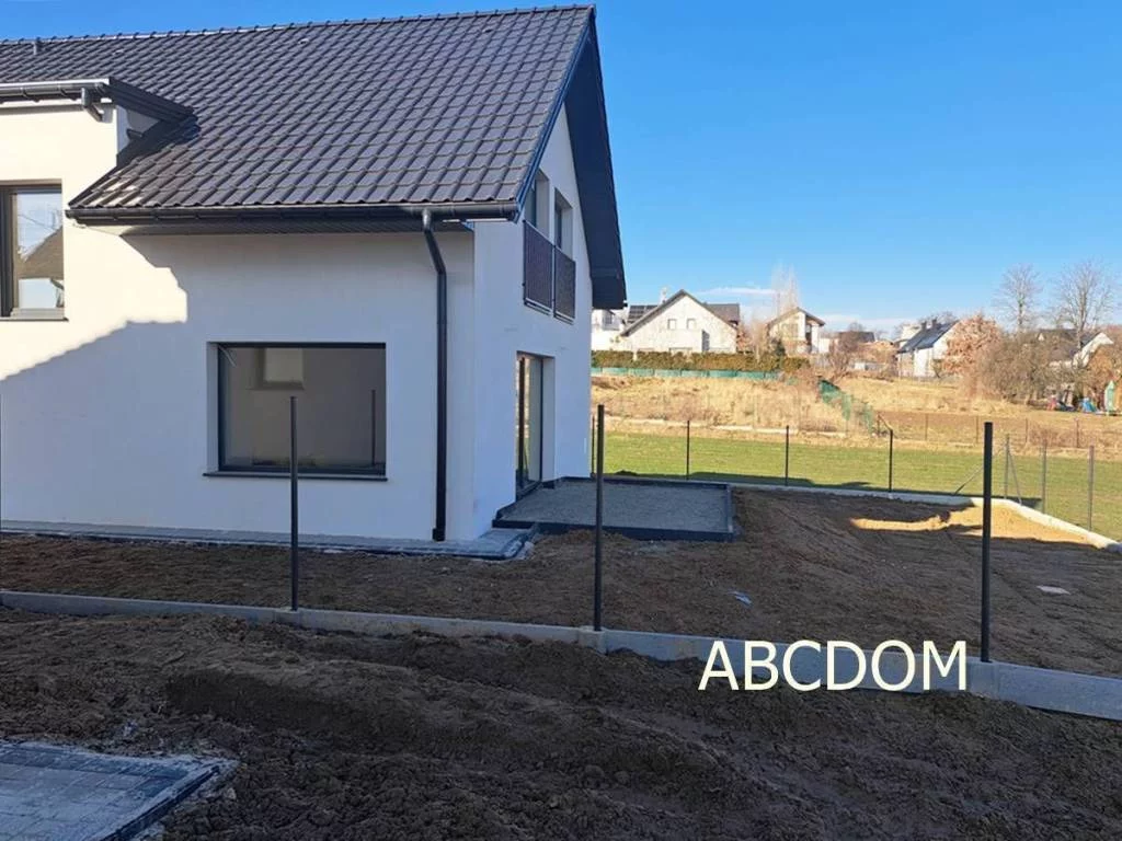 394310235 - zdjęcie nr 1