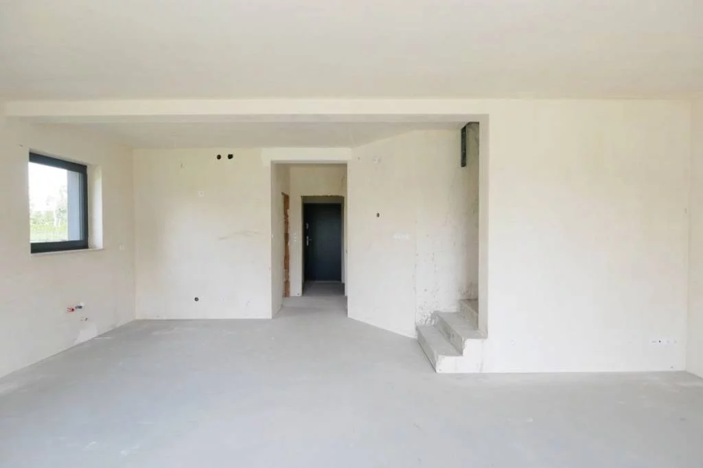 394460235 - zdjęcie nr 4