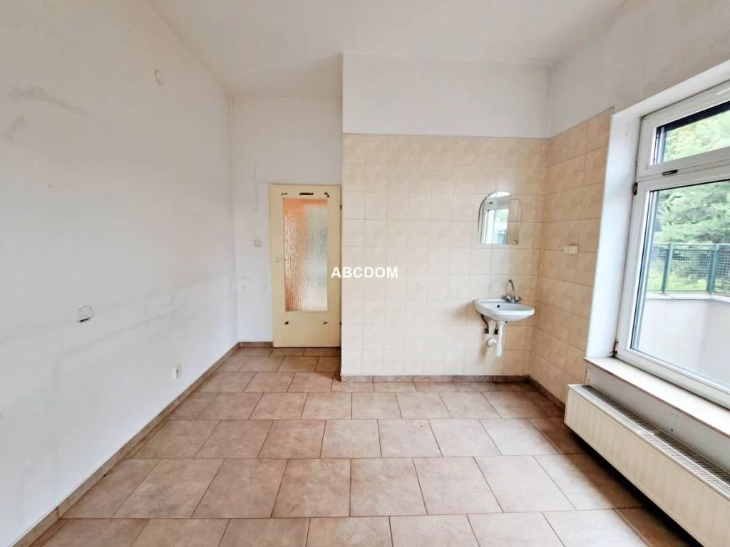 394190235 - zdjęcie nr 4