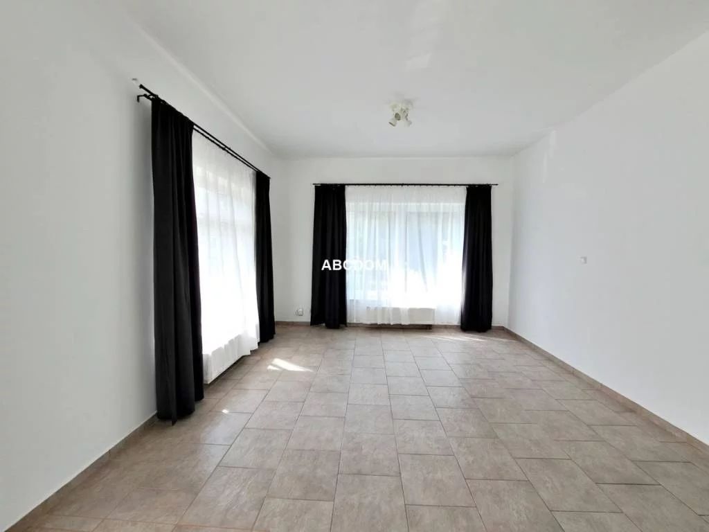 394740235 - zdjęcie nr 0