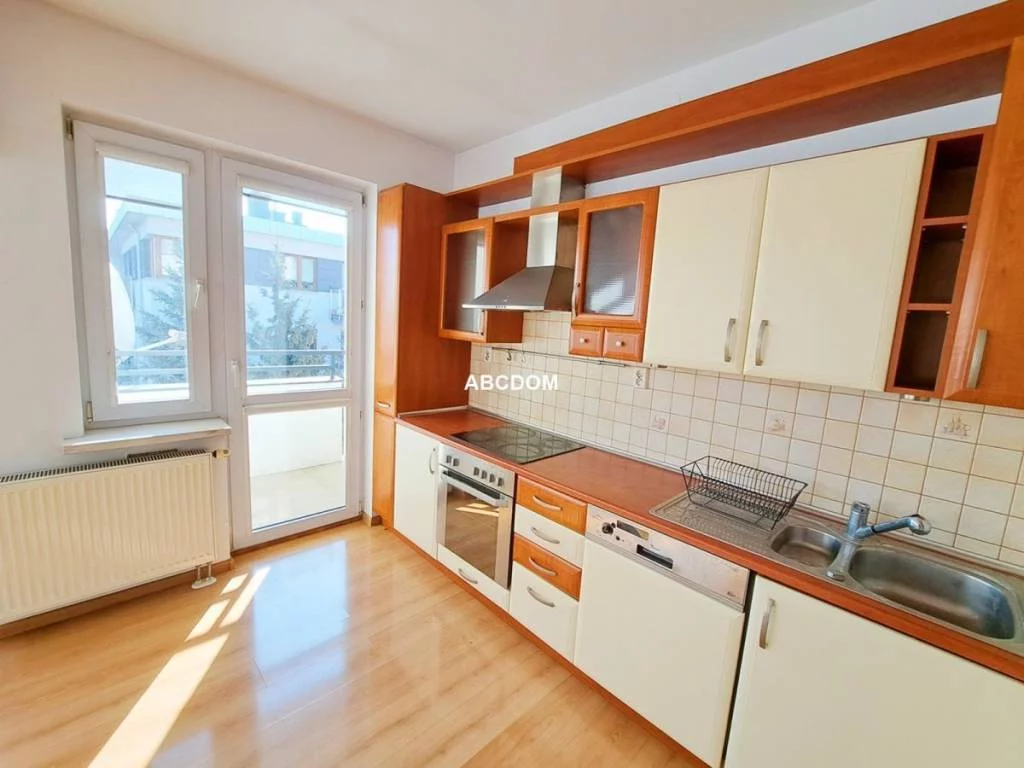 393470235 - zdjęcie nr 4