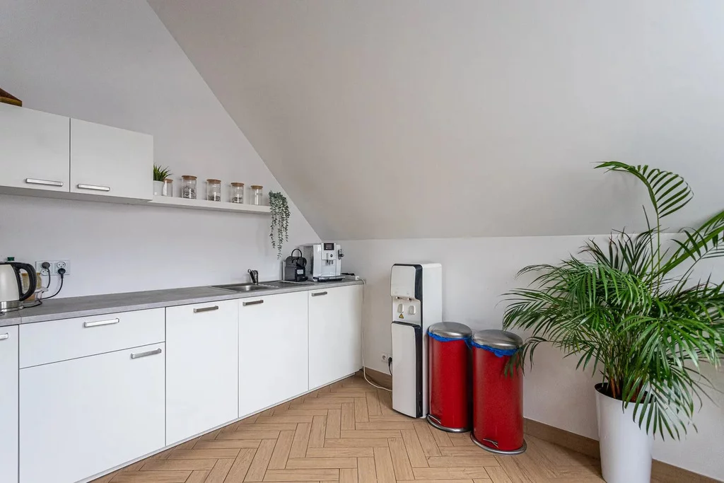 Biuro 161,00 m², oferta nr , 867/6700/OLW, Warszawa, Iwicka