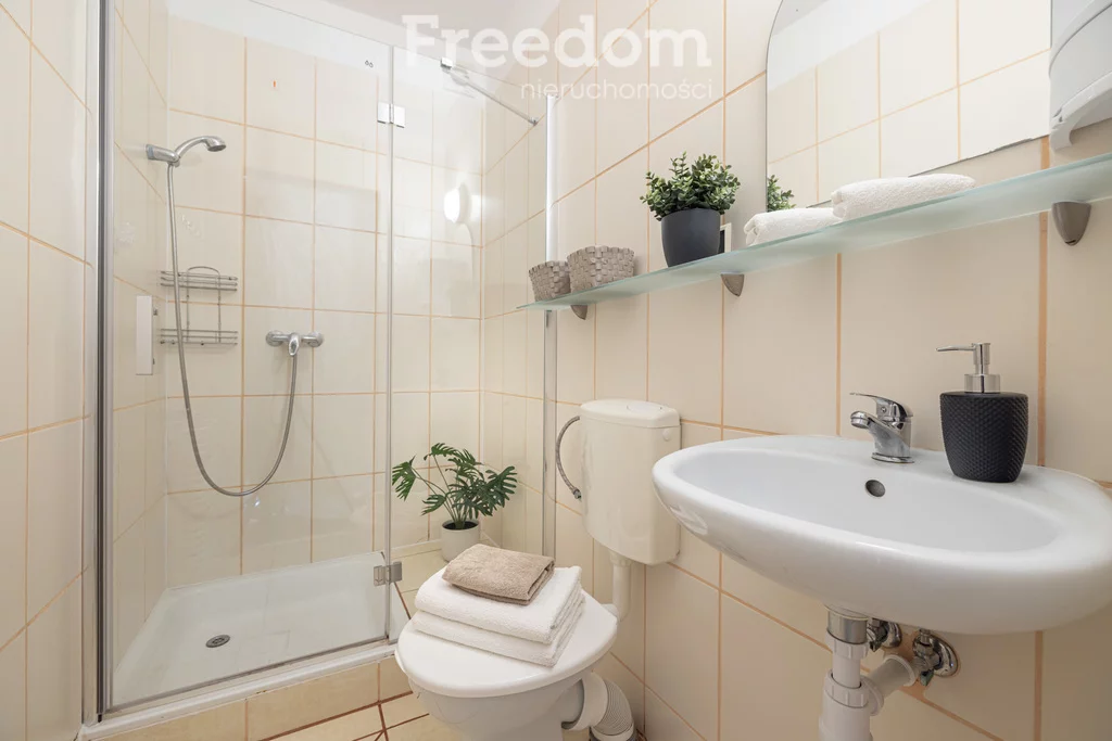 Dom 320,00 m², oferta nr , 16244/3685/ODS, Karwieńskie Błoto Drugie, Wczasowa