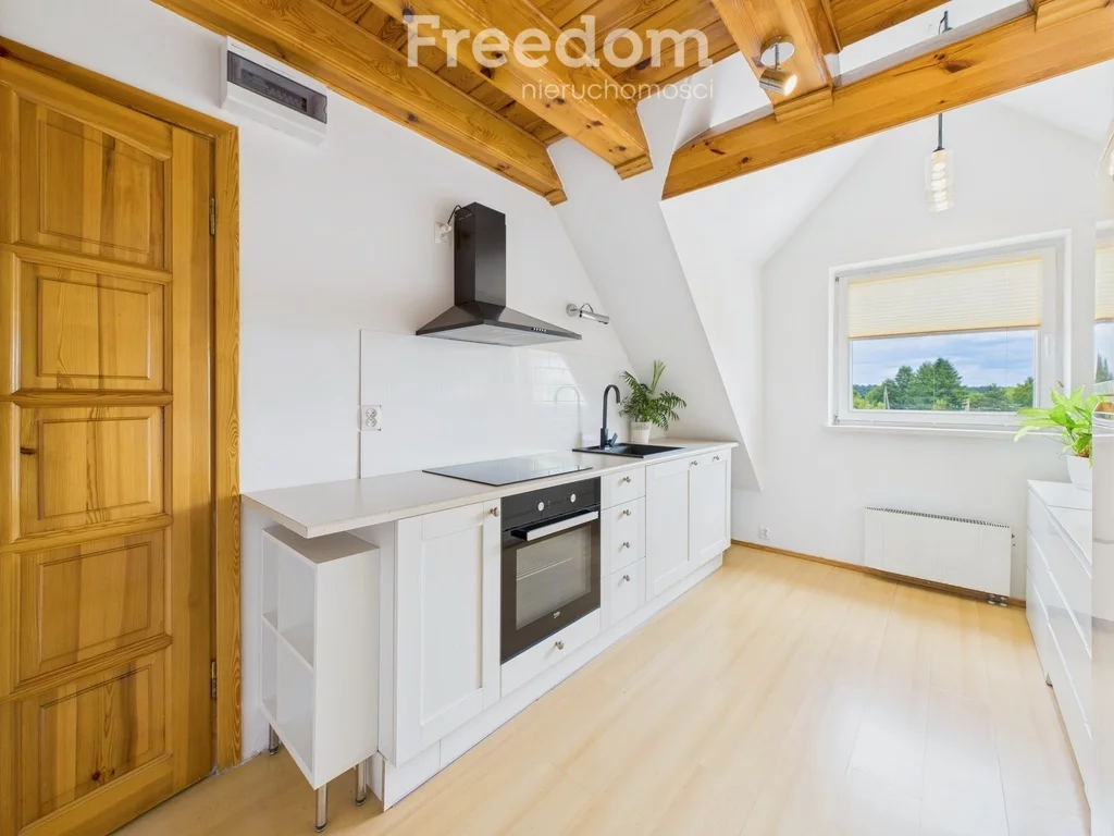 Dom 482,00 m², oferta nr , 16125/3685/ODS, Kobiór, Rodzinna