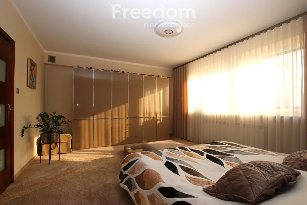 Dom 10 000,00 m², oferta nr , 15357/3685/ODS, Koło