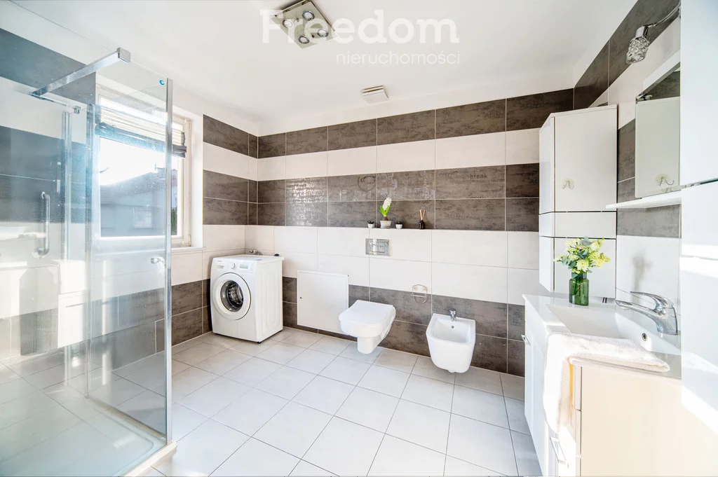 Dom 172,00 m², oferta nr , 16239/3685/ODS, Wola Mrokowska, Zielone Ogrody