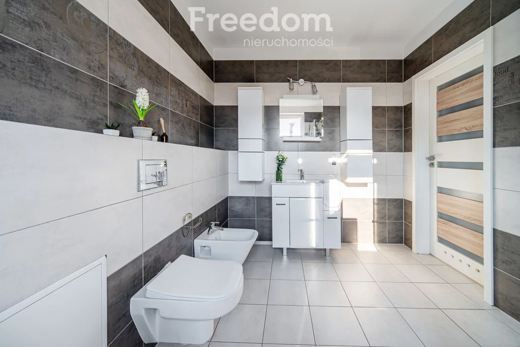 Dom 172,00 m², oferta nr , 16239/3685/ODS, Wola Mrokowska, Zielone Ogrody