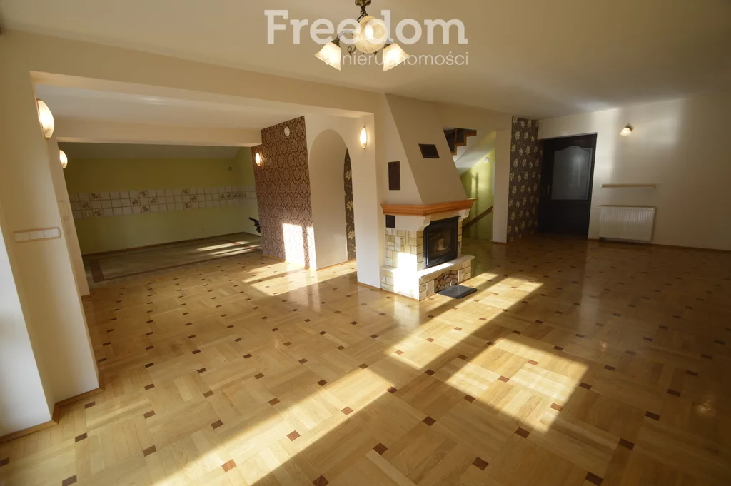 Dom 300,00 m², oferta nr , 13263/3685/ODS, Baranów