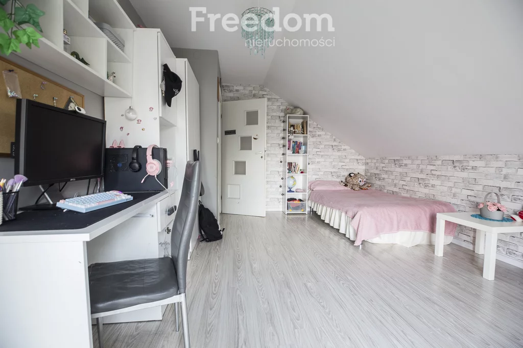Dom 254,20 m², oferta nr , 15830/3685/ODS, Chmielnik