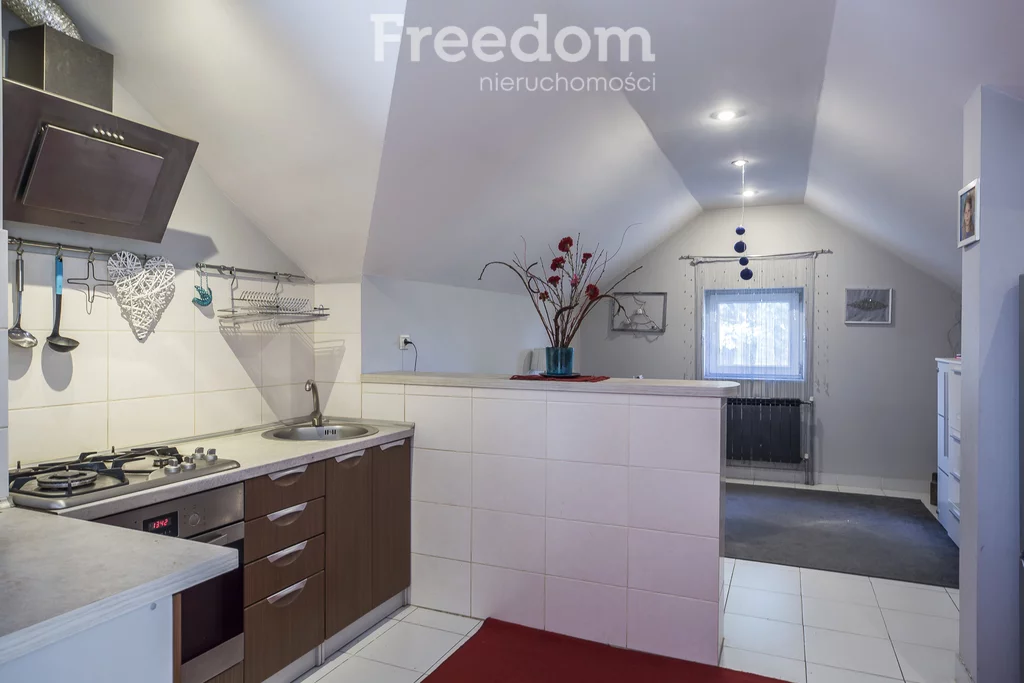 Dom 254,20 m², oferta nr , 15830/3685/ODS, Chmielnik