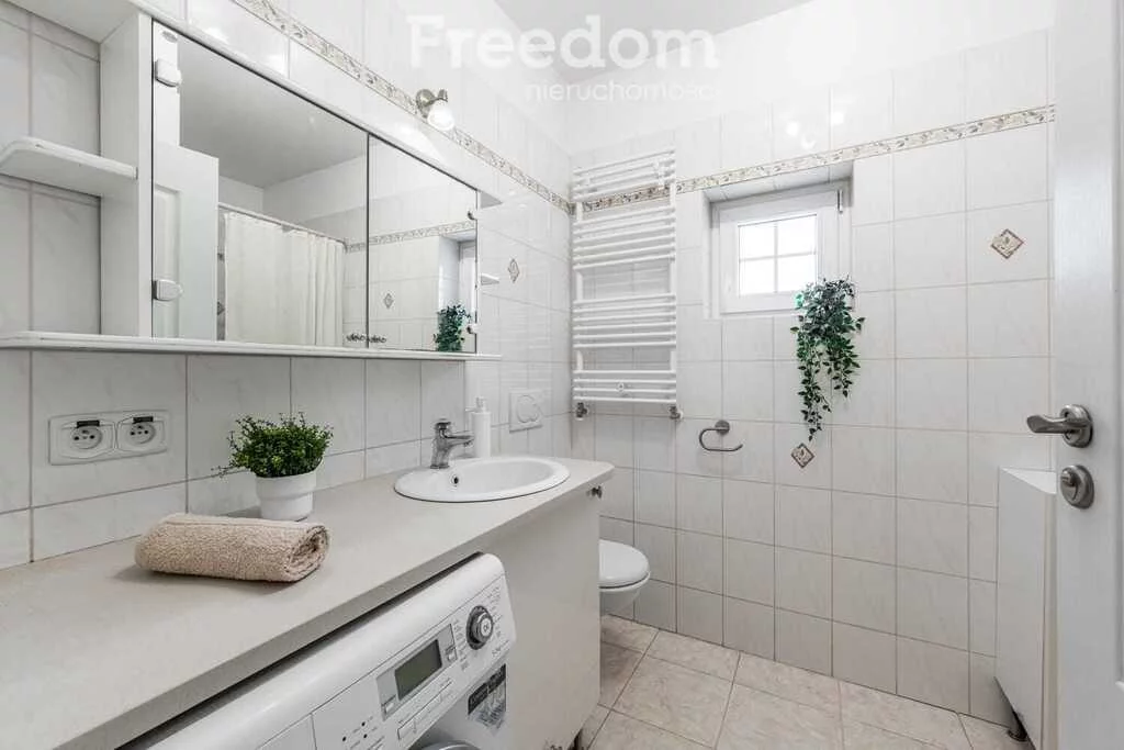 Dom i rezydencja 198,00 m², oferta nr , 15323/3685/ODS, Zalesie Górne, Fiołków