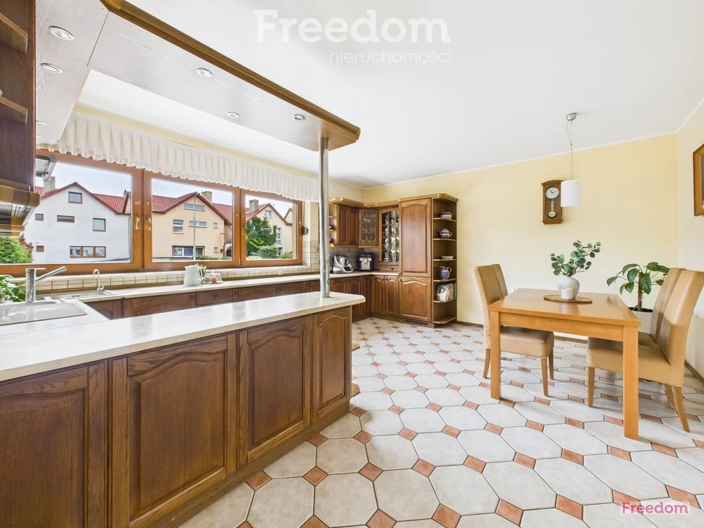 Dom 220,00 m², oferta nr , 16458/3685/ODS, Oława, Hugona Kołłątaja