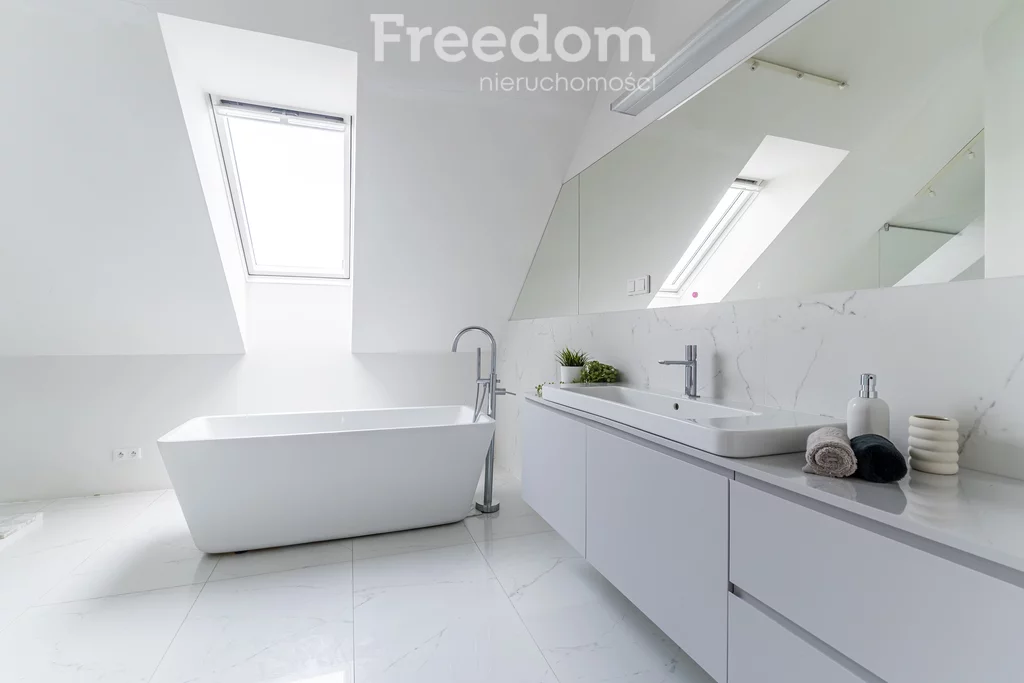 Dom 313,00 m², oferta nr , 16230/3685/ODS, Słomczyn, Jabłoniowa