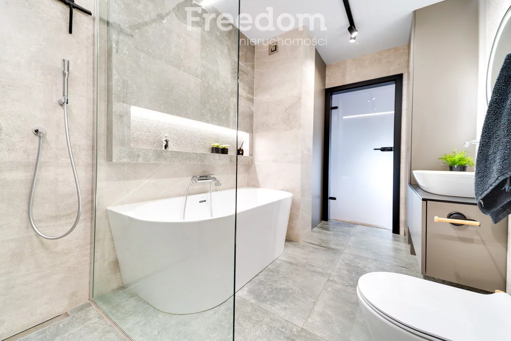 Dom i rezydencja 156,00 m², oferta nr , 15962/3685/ODS, Dojazdów, Jarzębinowa