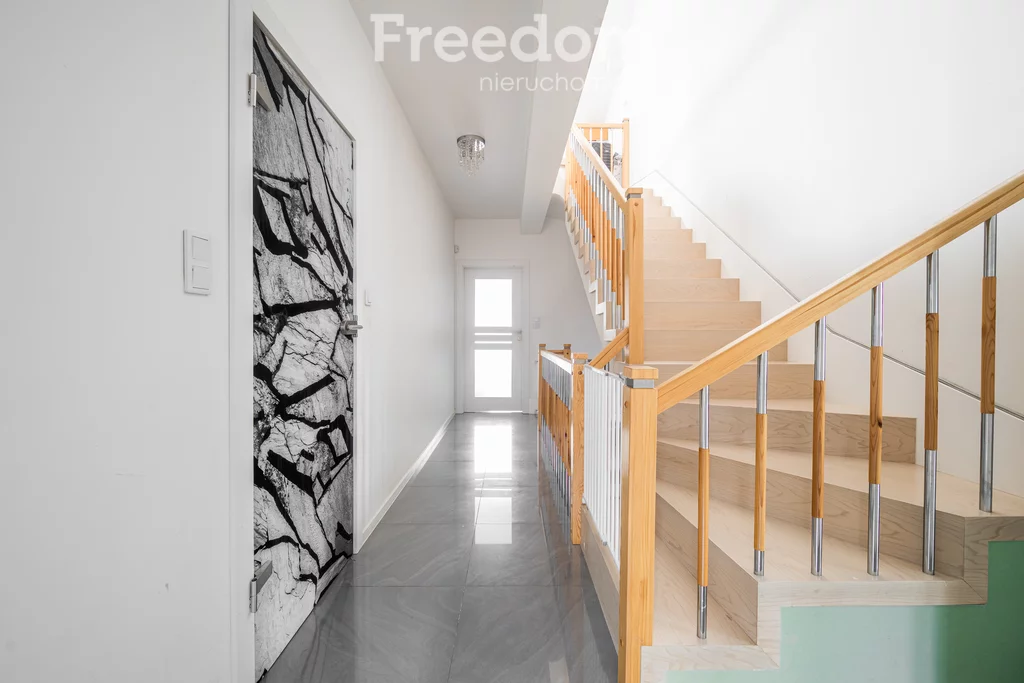 Dom 179,00 m², oferta nr , 15977/3685/ODS, Łomianki