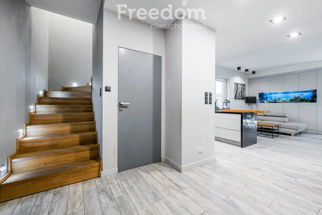 Dom 197,20 m², oferta nr , 16365/3685/ODS, Łomianki