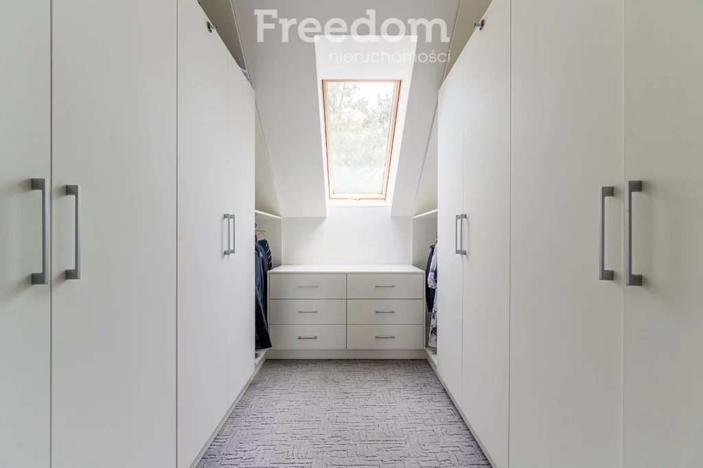 Dom 283,96 m², oferta nr , 15242/3685/ODS, Zakręt, Miodowa