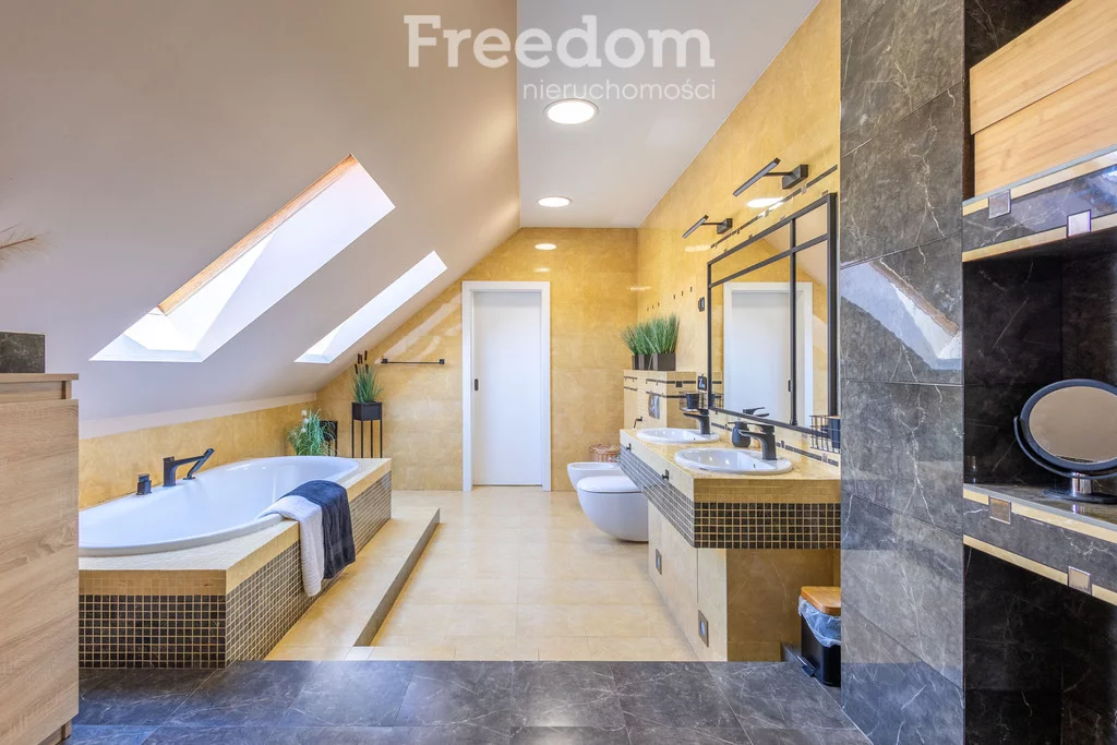 Dom i rezydencja 240,00 m², oferta nr , 15853/3685/ODS, Ciechanów, Okopowa