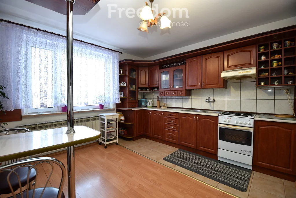 Dom 200,00 m², oferta nr , 15752/3685/ODS, Praszka