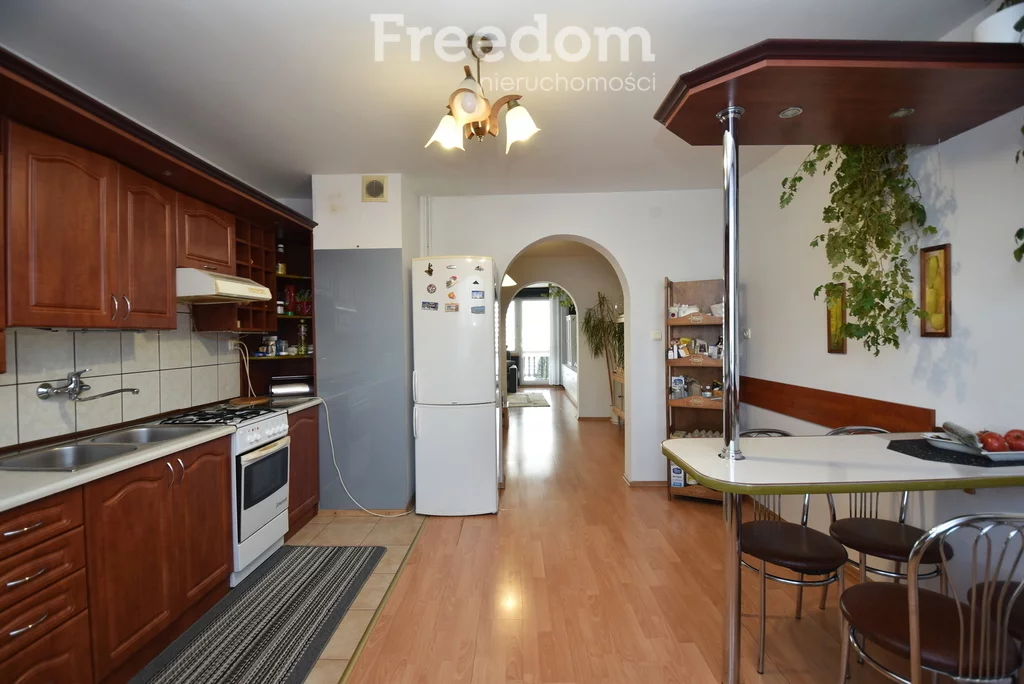 Dom 200,00 m², oferta nr , 15752/3685/ODS, Praszka