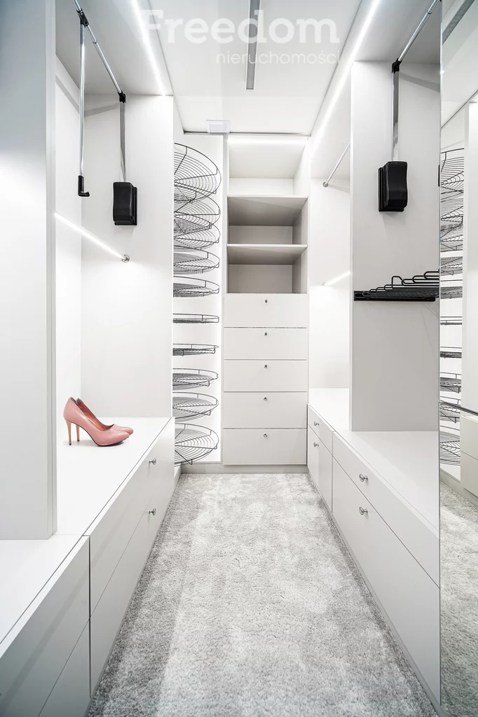 Dom i rezydencja 235,50 m², oferta nr , 16047/3685/ODS, Złotokłos, Warszawska