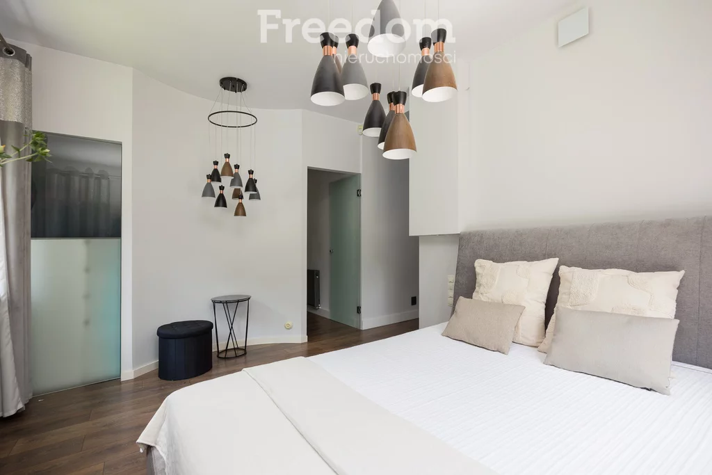 Dom i rezydencja 255,00 m², oferta nr , 15649/3685/ODS, Józefów, Dębowa