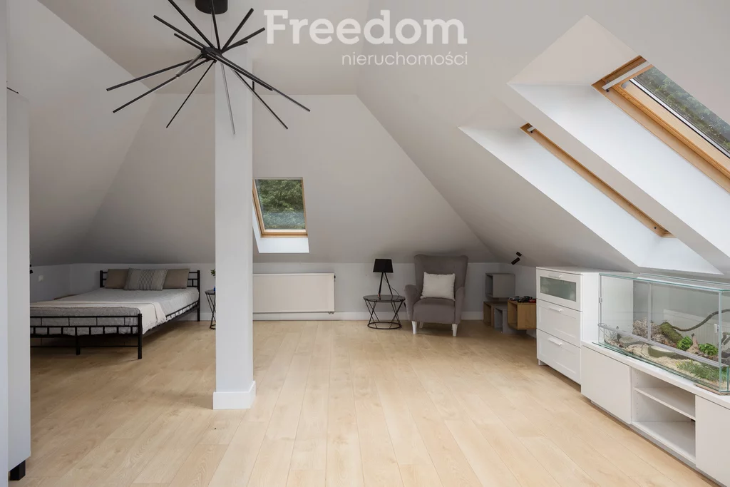 Dom i rezydencja 255,00 m², oferta nr , 15649/3685/ODS, Józefów, Dębowa