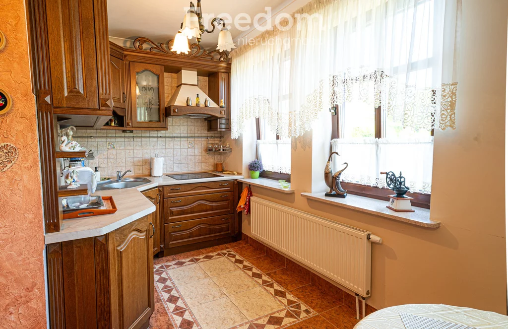 Dom 300,00 m², oferta nr , 12812/3685/ODS, Giełczew
