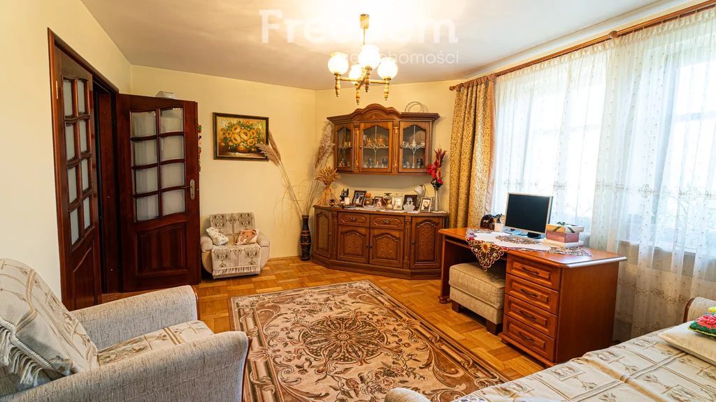 Dom 300,00 m², oferta nr , 12812/3685/ODS, Giełczew