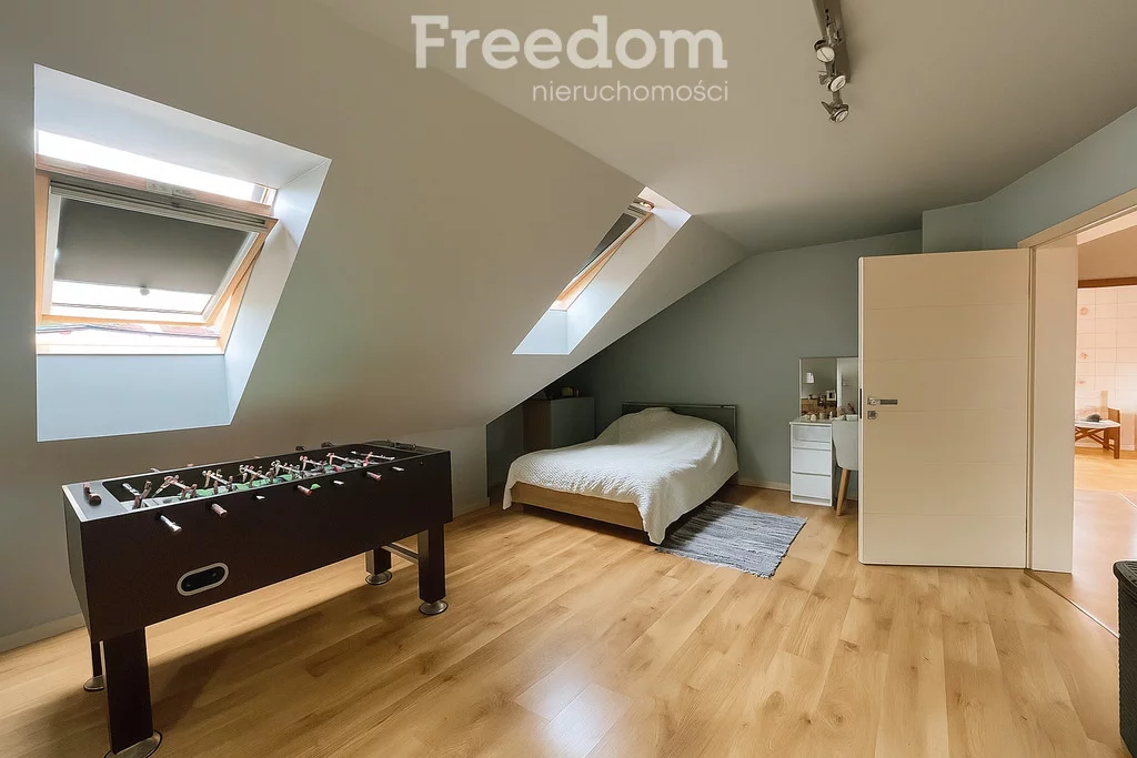 Dom 340,00 m², oferta nr , 16183/3685/ODS, Lubliniec, Gołębia