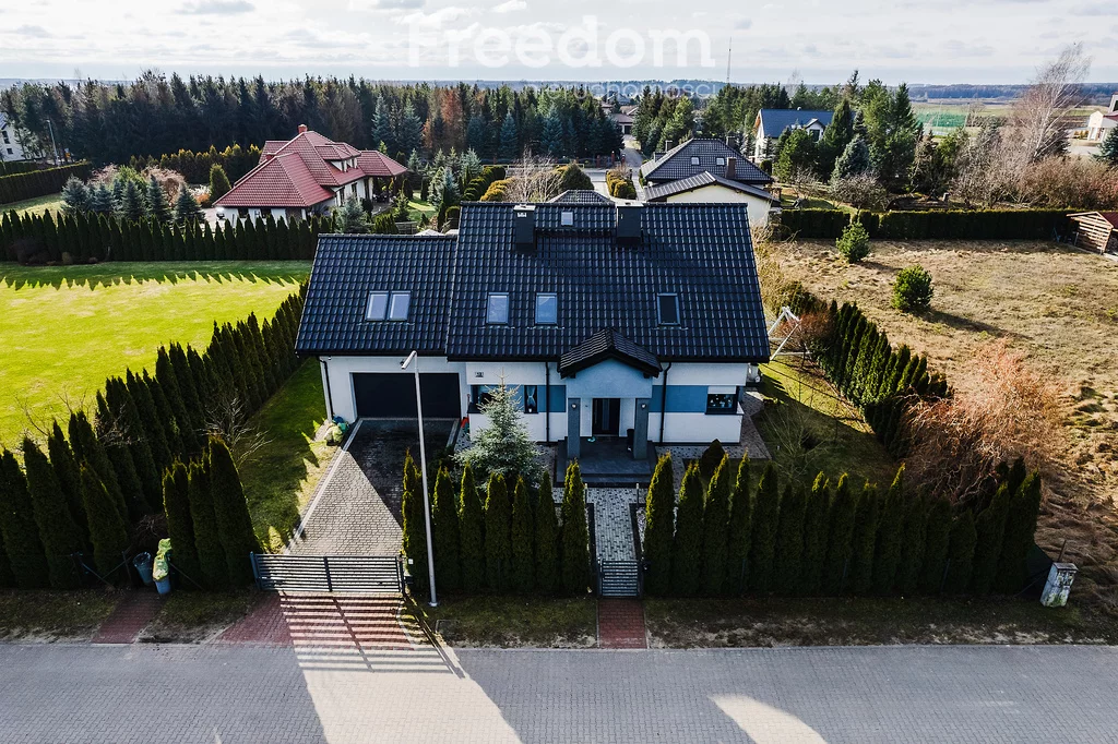 Dom 241,00 m², oferta nr , 14523/3685/ODS, Wikielec, Różana