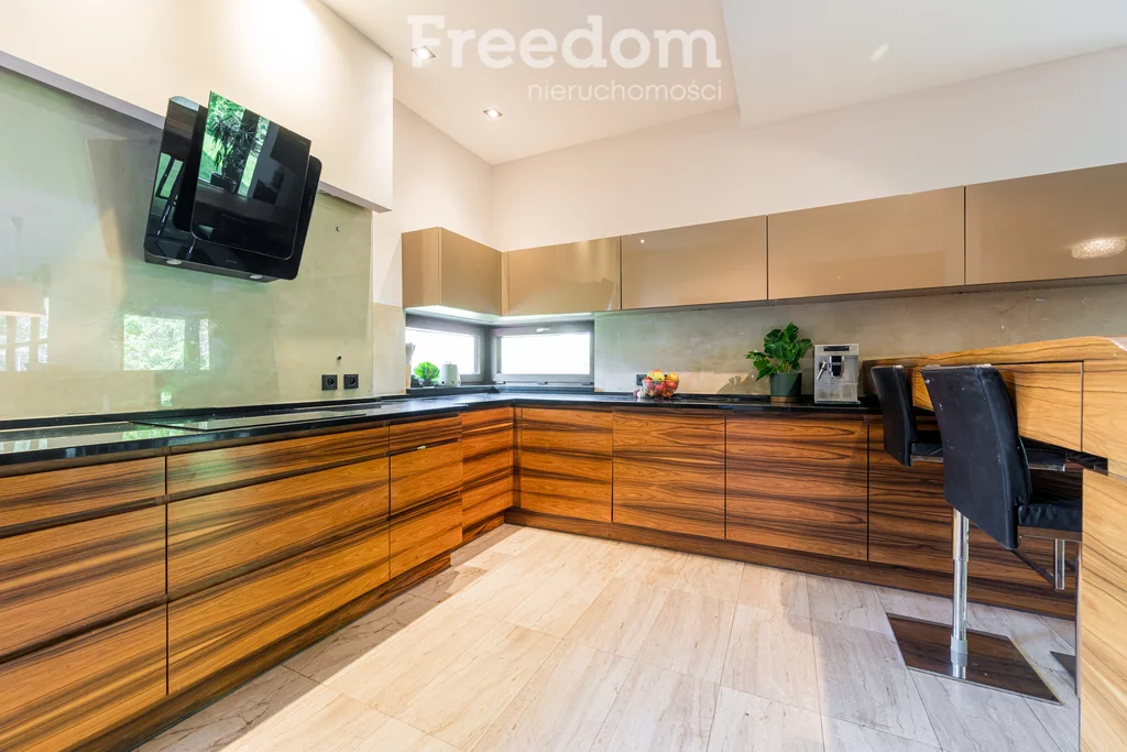 Dom 375,80 m², oferta nr , 15515/3685/ODS, Solec, Jaśminowa