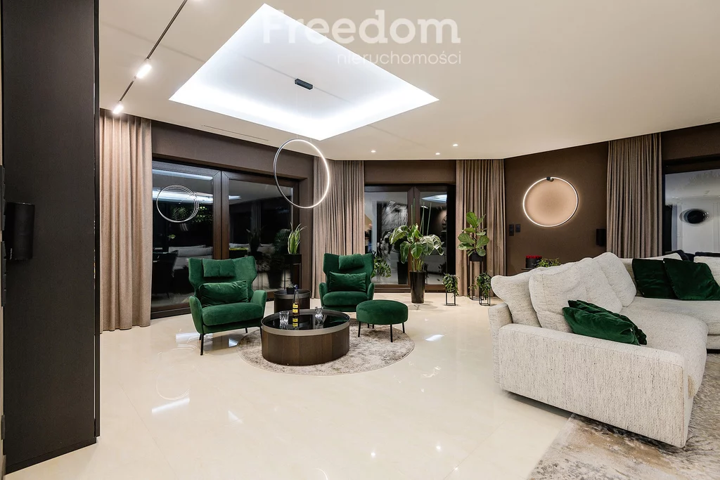 Dom 423,00 m², oferta nr , 13499/3685/ODS, Karaś