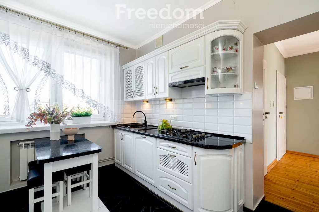 Dom 288,00 m², oferta nr , 16228/3685/ODS, Rząska, Słoneczna