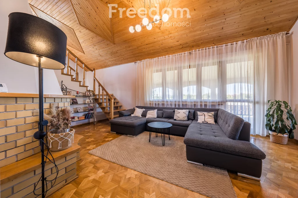 Dom 182,00 m², oferta nr , 16325/3685/ODS, Strabla