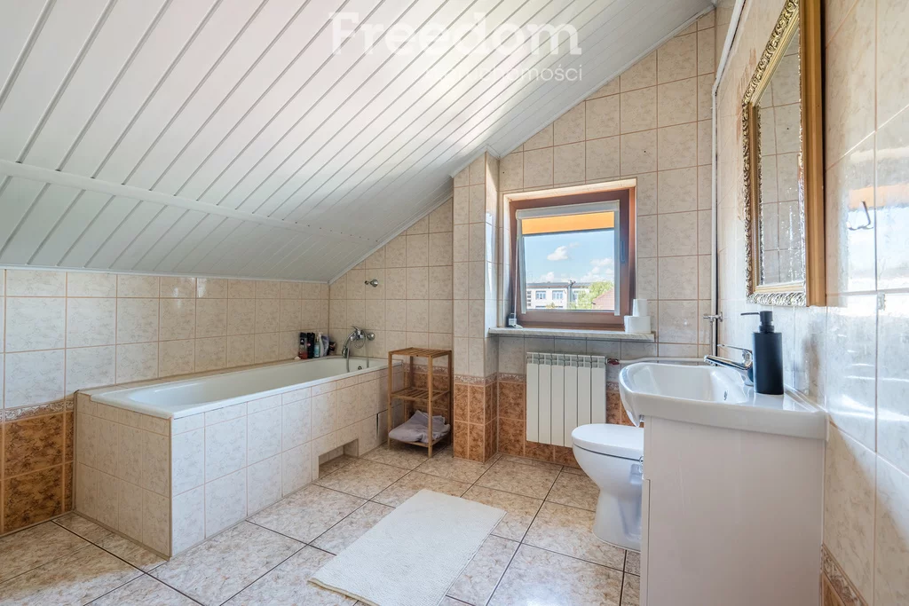 Dom 182,00 m², oferta nr , 16325/3685/ODS, Strabla
